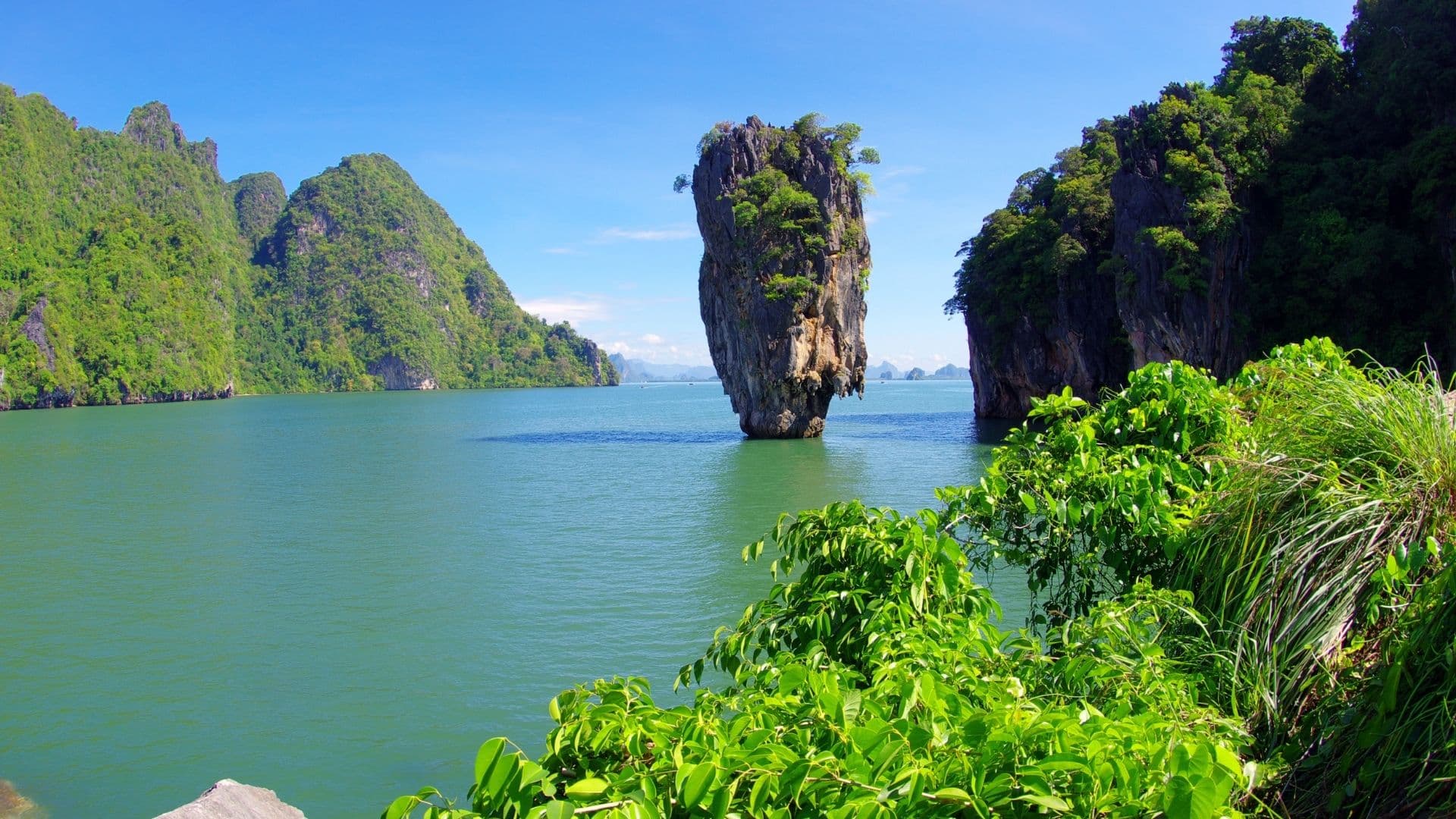 Phang Nga & James Bond Island — privatized speedboat (from Phuket)